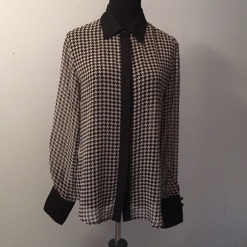 Beautiful checkered blouse